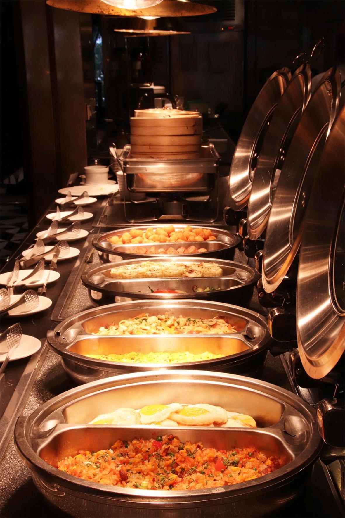 The Landis Taipei Exterior foto A chafing dish buffet