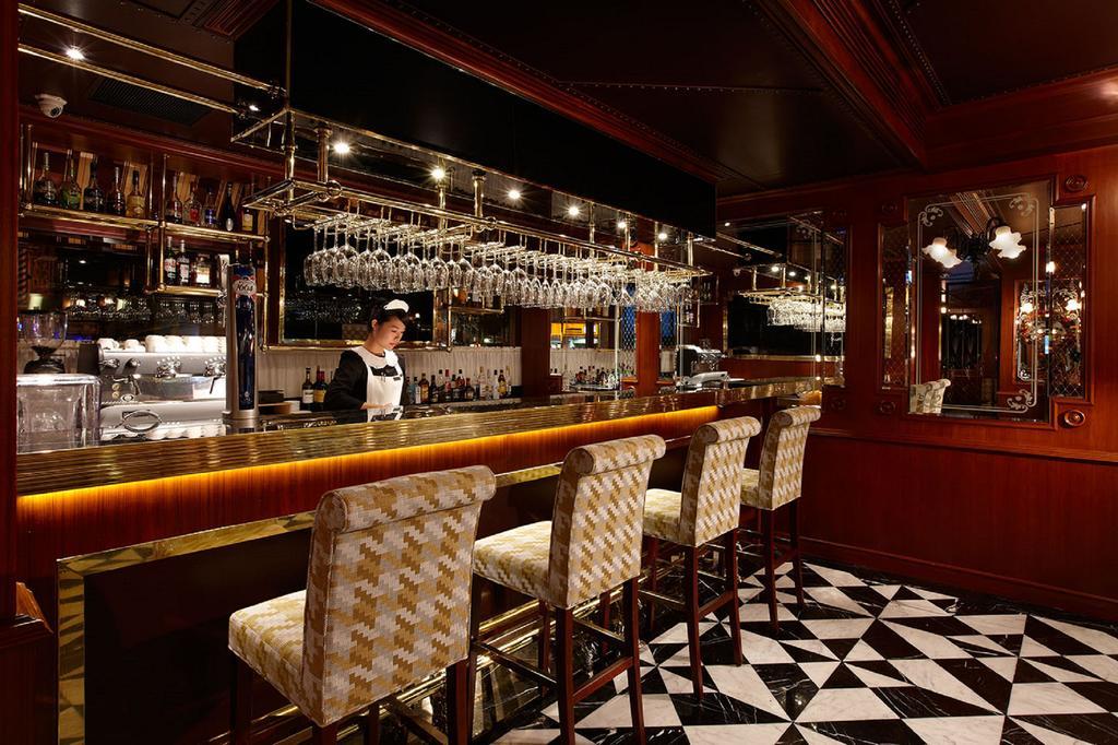 The Landis Taipei Exterior foto The bar at the American Bar