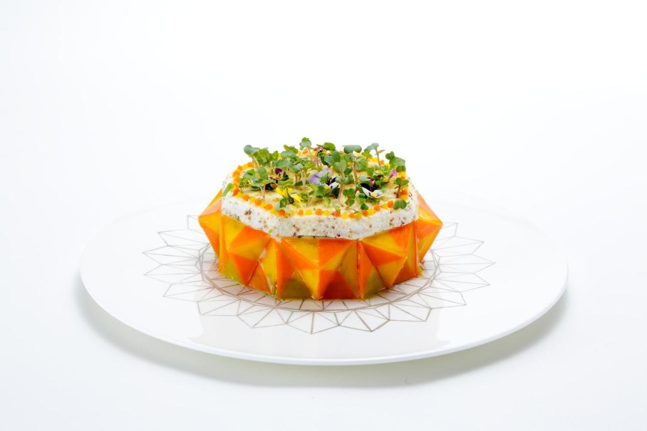 The Landis Taipei Exterior foto A salad